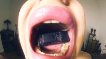 Giantess Loryelle Snacktime Mouth Fetish Vore