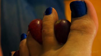 Loryelle Fruity Date Wet Feet Foot Fetish