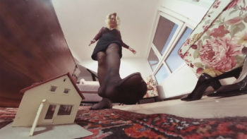 ew Home Giantess Nylon Stockings vr360